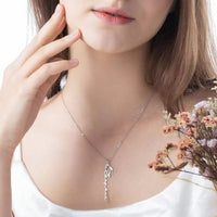 Dainty Floral Name Necklace with Birth Flower