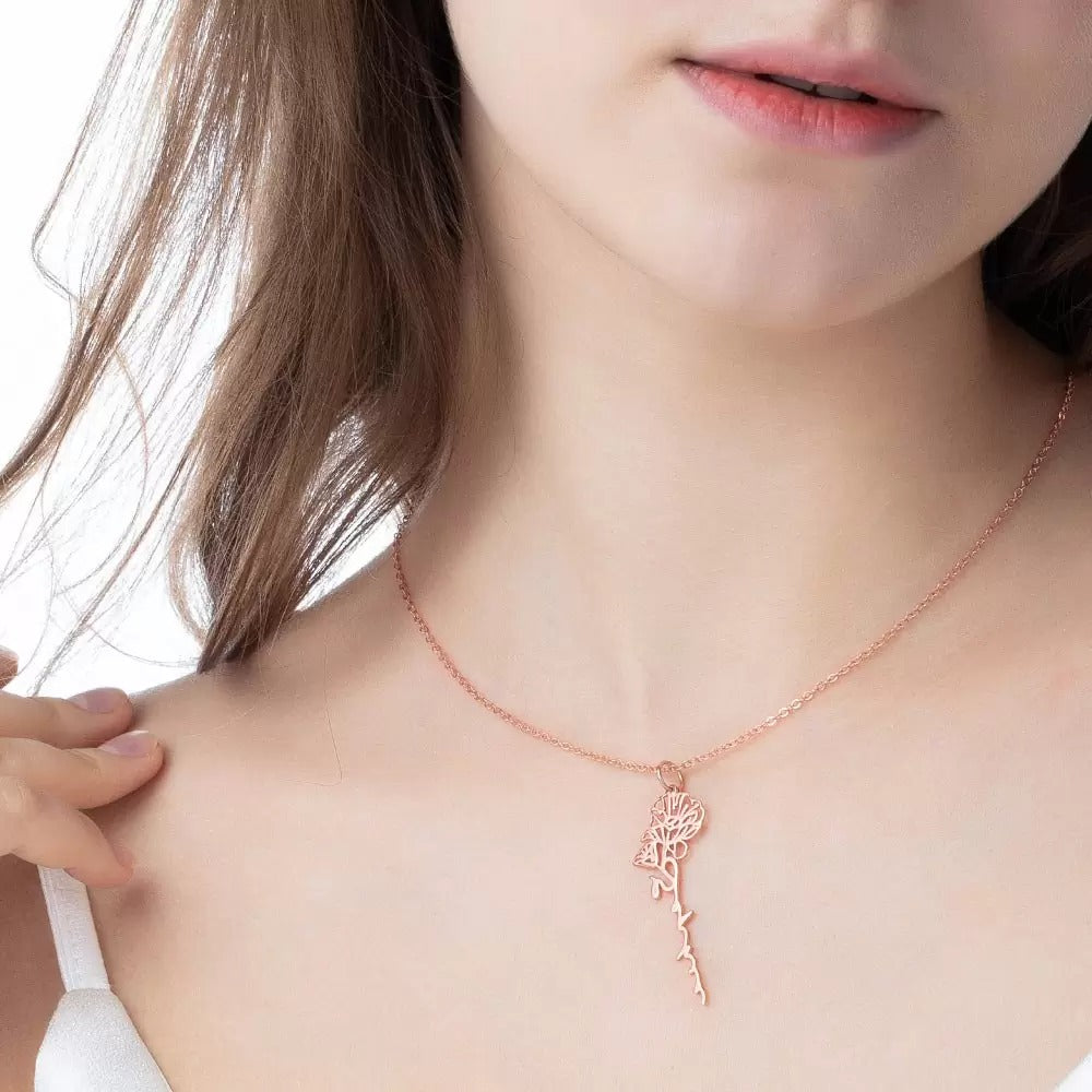 Dainty Floral Name Necklace with Birth Flower